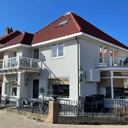 شقة South House *